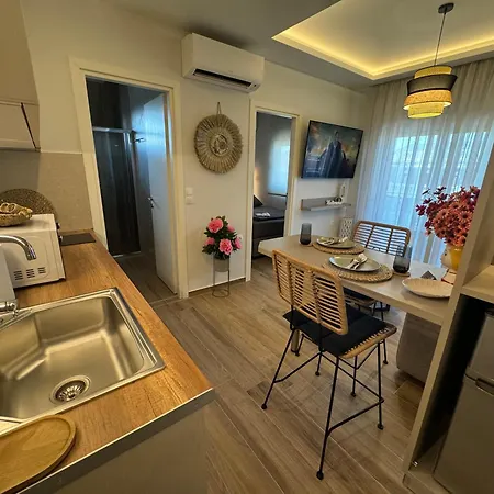 Hellenikon * Paralía