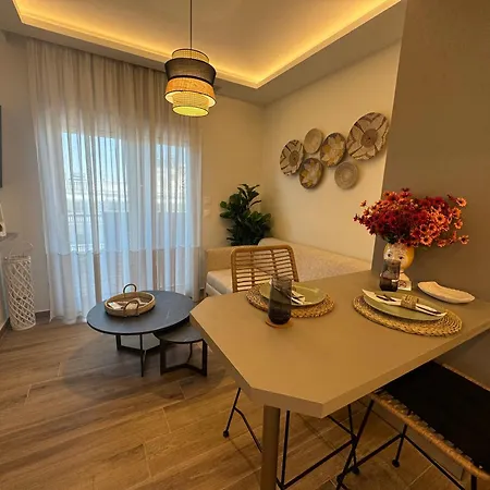 Hellenikon 아파트