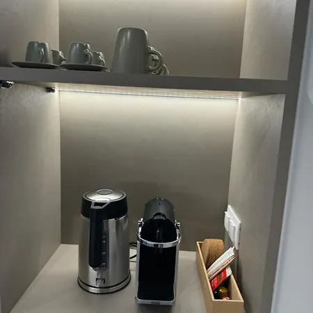 Hellenikon 아파트